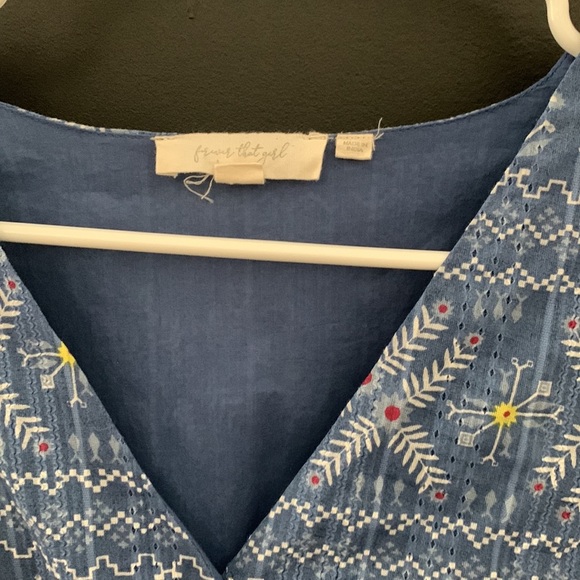 Anthropologie‎ Forever That Girl cropped Embroidered Smocked Nlouse. Siz… - Picture 5 of 13